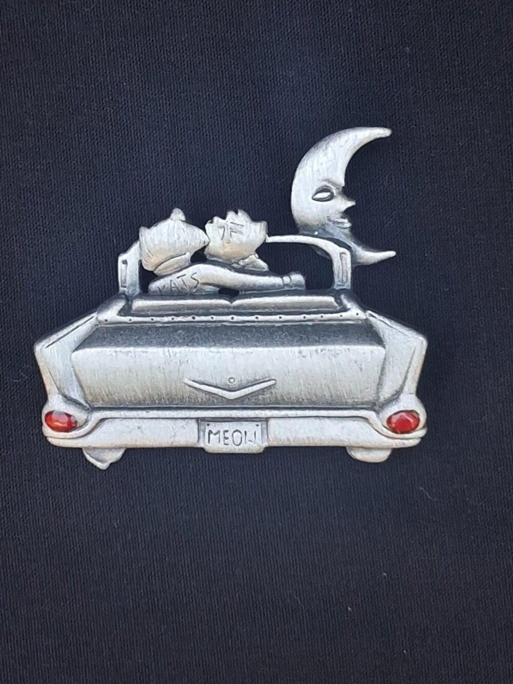 VTG AJC Pewter Cat Couple Convertible Car Crescent Moon Brooch Pin